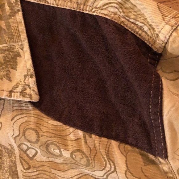 The Heritage by America Comic Button Up - Picture 4 of 13